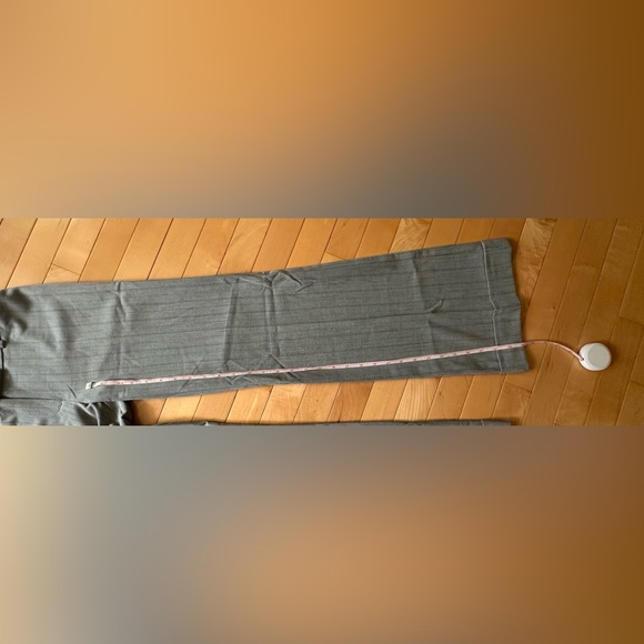 BCBGMaxAzria gray tailored dress pants · size 2 - Picture 8 of 13